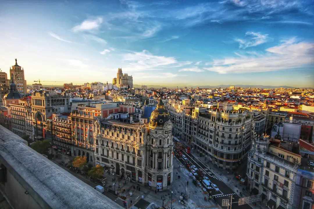 Spain Internship Program - Paid Internship for Students & Graduates