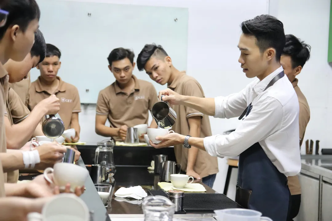Jembatan Menuju Pengalaman Magang Internasional bagi Mahasiswa Indonesia